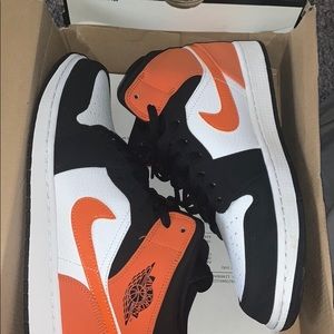 Jordan 1 low